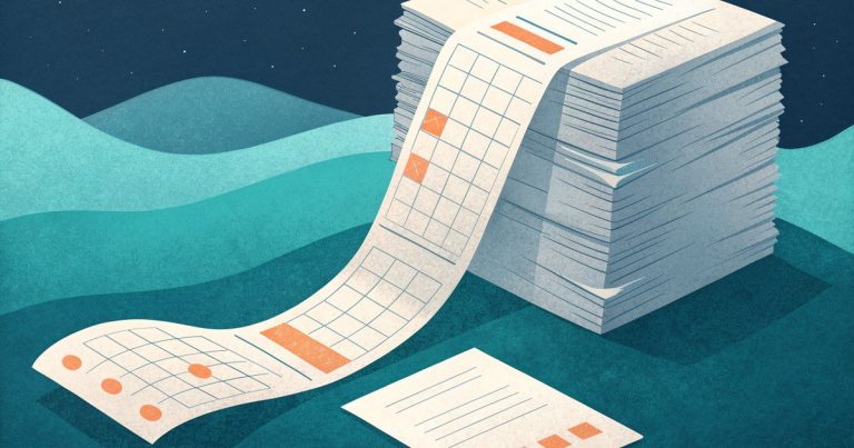 Pile de documents et feuille de tableur qui se déroule